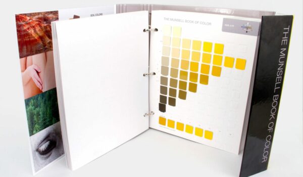 M40291B Munsell Book of Color Matte