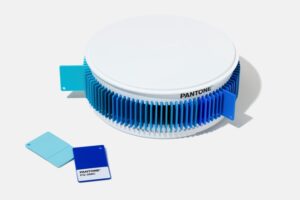 Pantone Plastic Chip Color Set Blue with individual blue chips