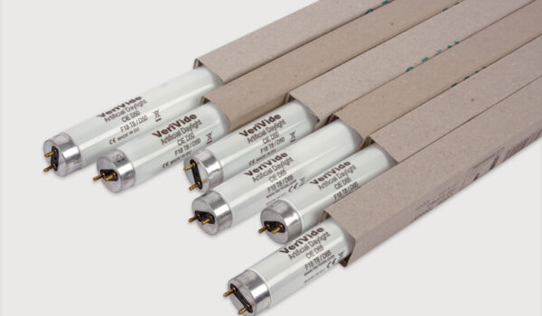 fluorescent lamps/bulbs in cardboard boxes