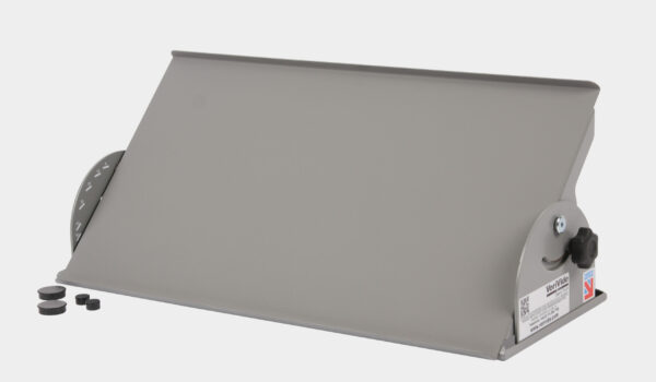 Tiltin table and magents