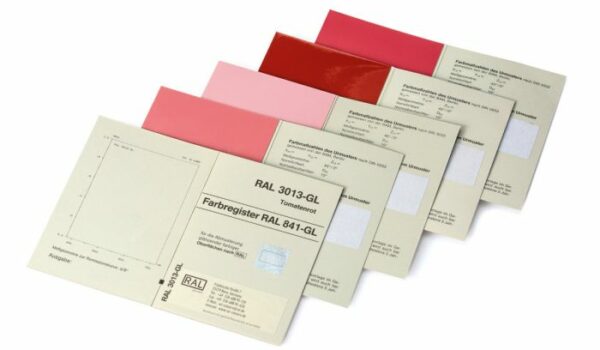 RAL GL colour standard cards in shades of red