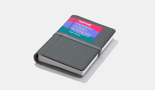 Pantone FHI Paper Traveler FHIP610A