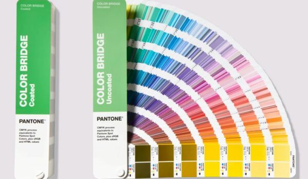 Pantone Color Bridge Set GP6102B fan decks